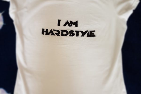I am hardstyle keresztszemes póló